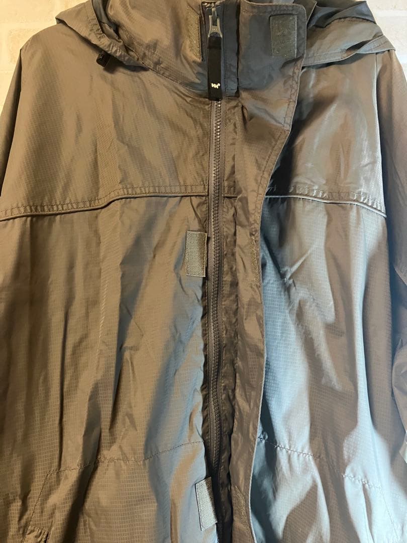 《美品》スノーウェア 上下セット (ヘリーハンセン、キラーループ)Lサイズ