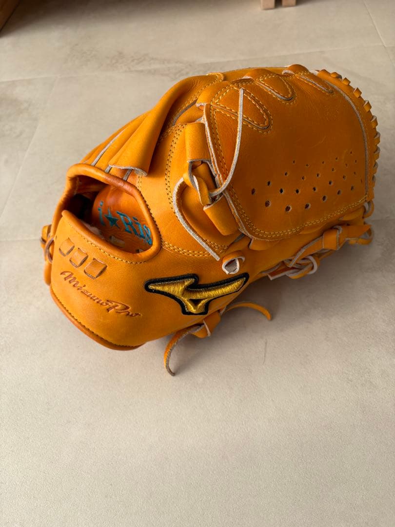 Mizuno Pro 軟式グローブ オレンジ　投手用