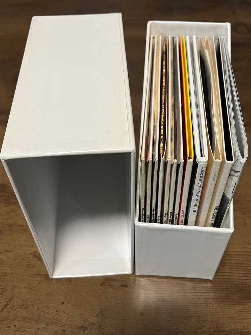 ビートルズ MONO BOX CD 13枚組 廃盤 美品　The Beatles
