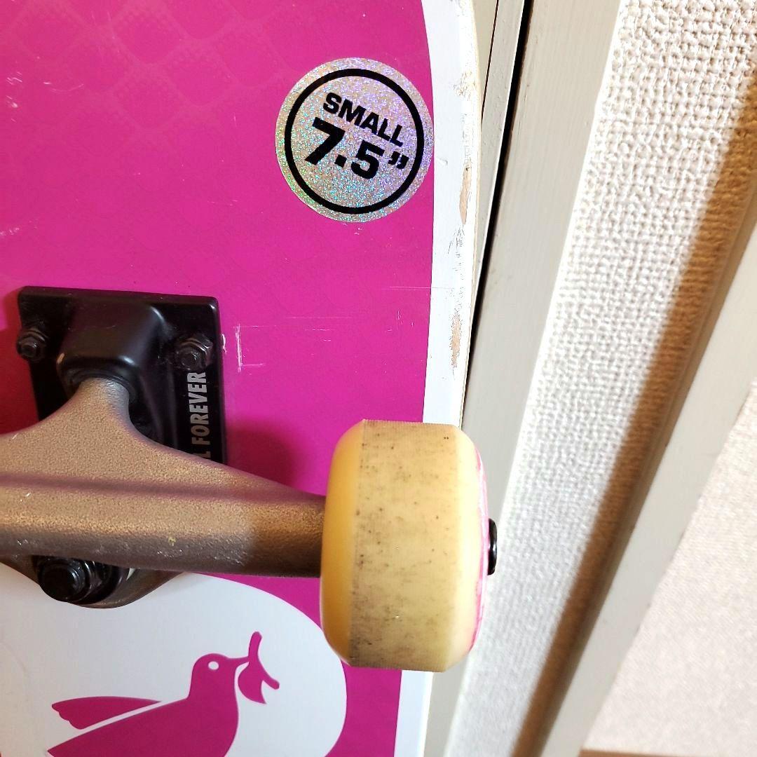 REAL SKATEBOARDS コンプリートスケートボード ストリートリアル