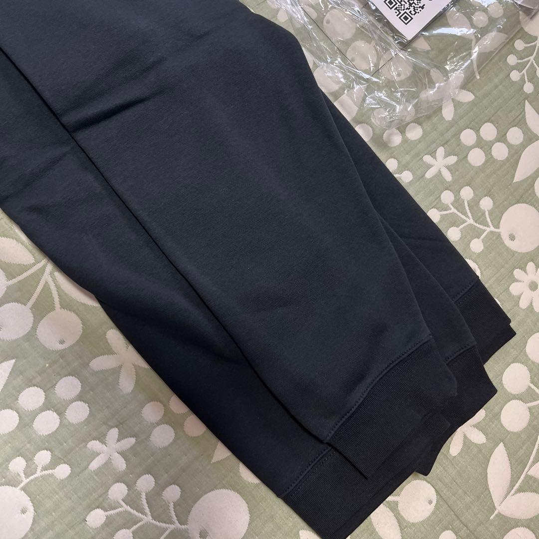 『新品』ジャイアンツ　 Nike Swoosh スェットXLサイズ タオル　新聞