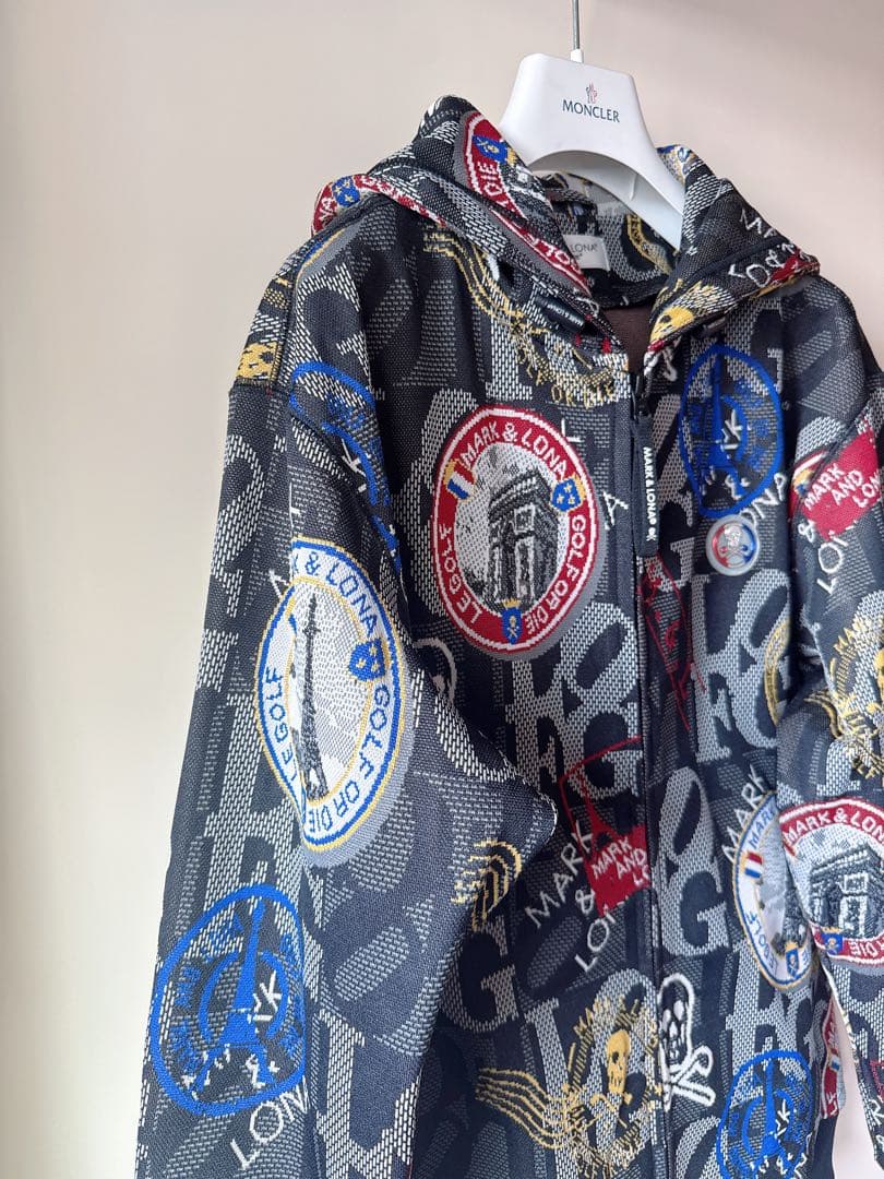 美品 ★ MARK&LONA パーカー マーク&ロナ 黒 スウェット 正規品