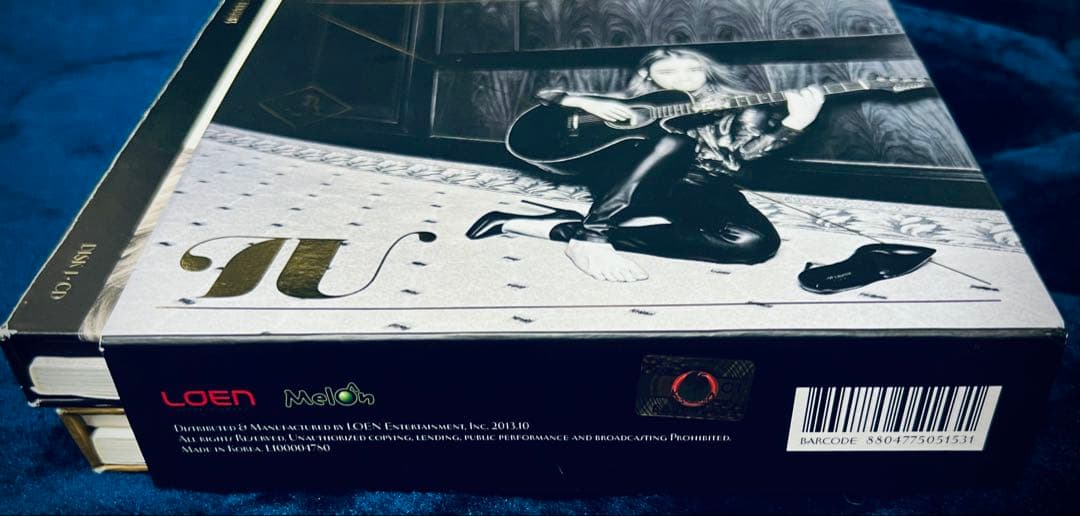 IU / 「 Modern Times 」スペシャルエディション