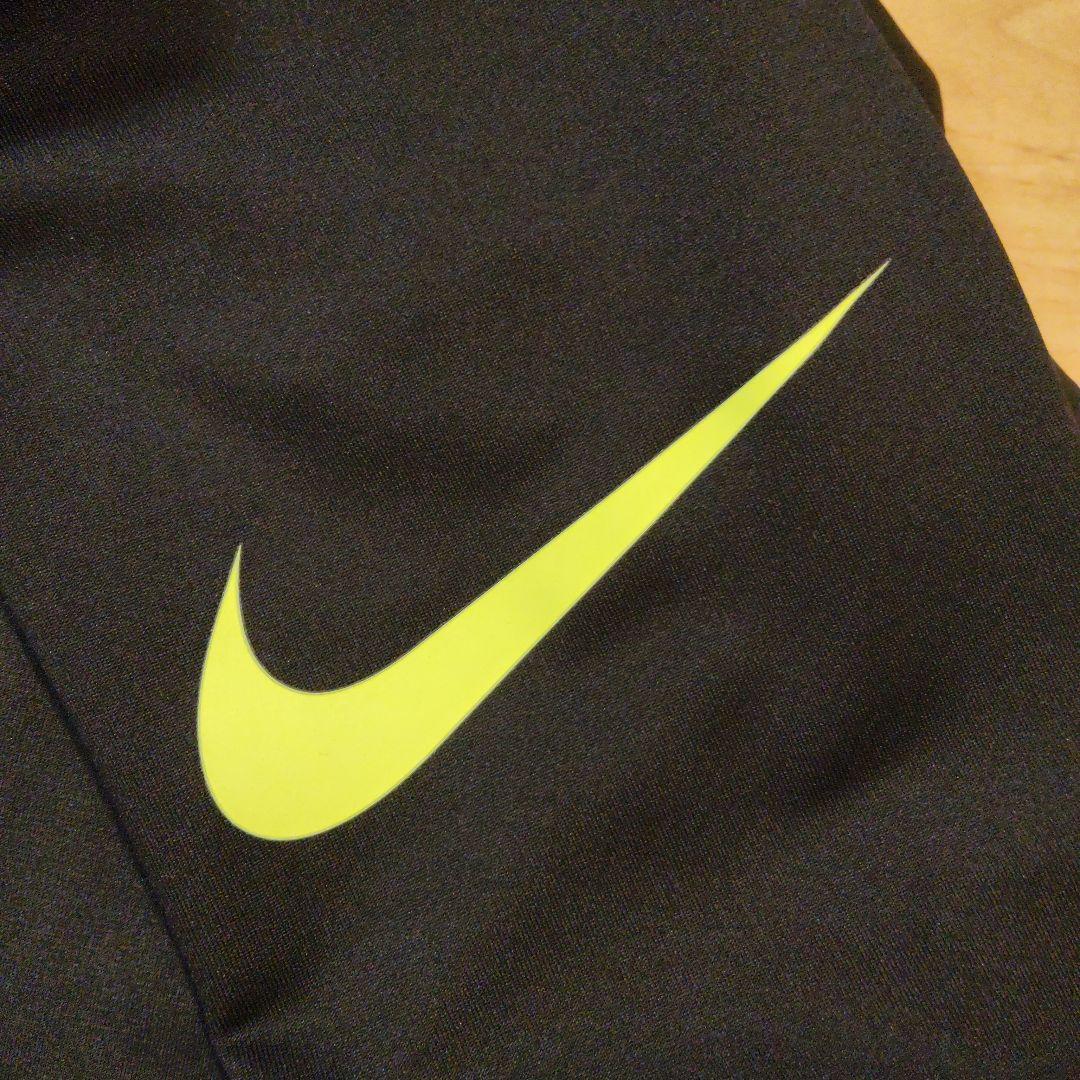 智です。　　Lサイズ 美品【NIKE】ナイキ長袖サーマパッド ストライク
