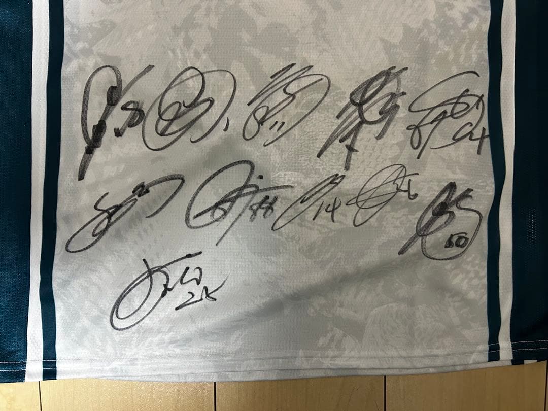 コンサドーレ札幌 2024年 浦和レッズ戦 直筆サイン入りユニフォーム 3rd