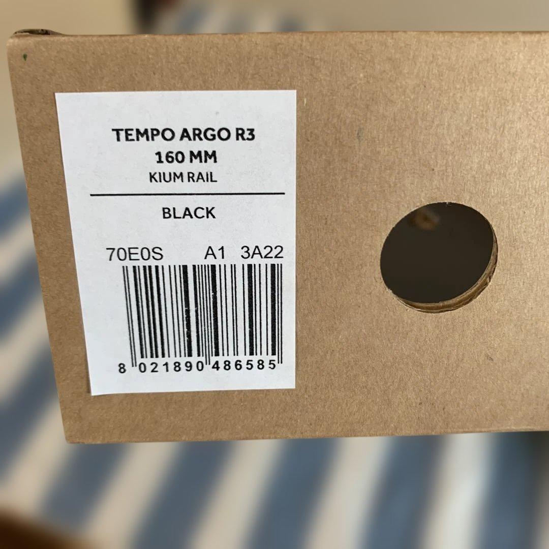 フィジーク テンポアルゴ キウムレール160ミリ ブラックサドル 箱付き