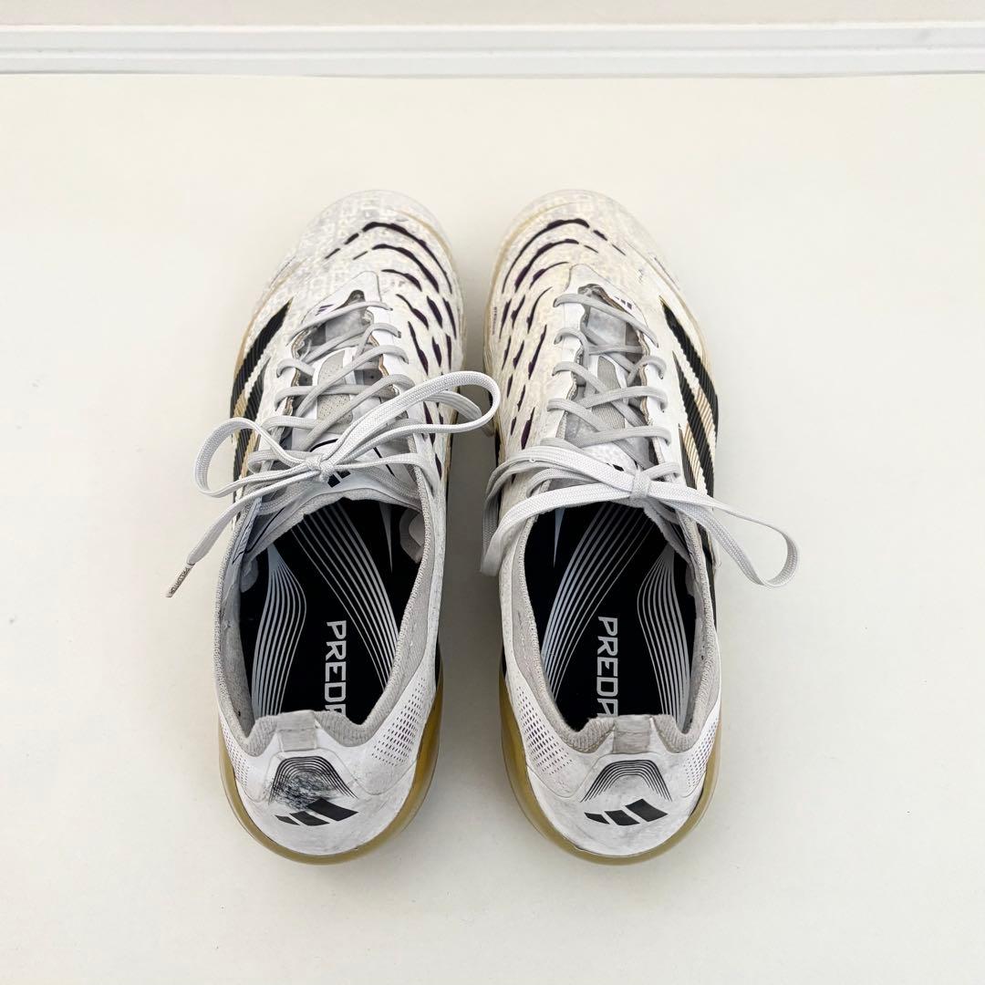 アディダス　サッカースパイク　プレデター　エリート