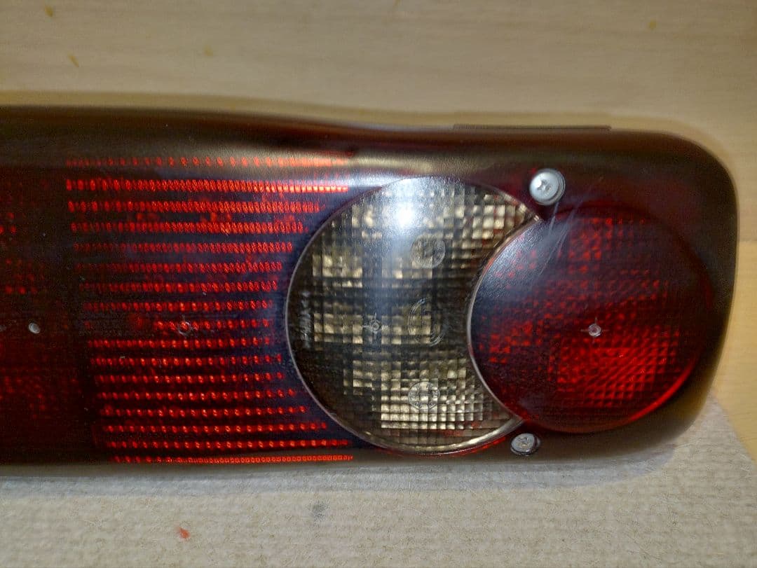 値下げ‼️ UDトラクス 17クオン フルLEDテールランプ スモークレンズ