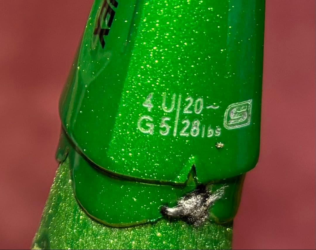 ゆ*ゆ様 YONEXアストロクス99 LCW リーチョンウェイモデル 4UG5