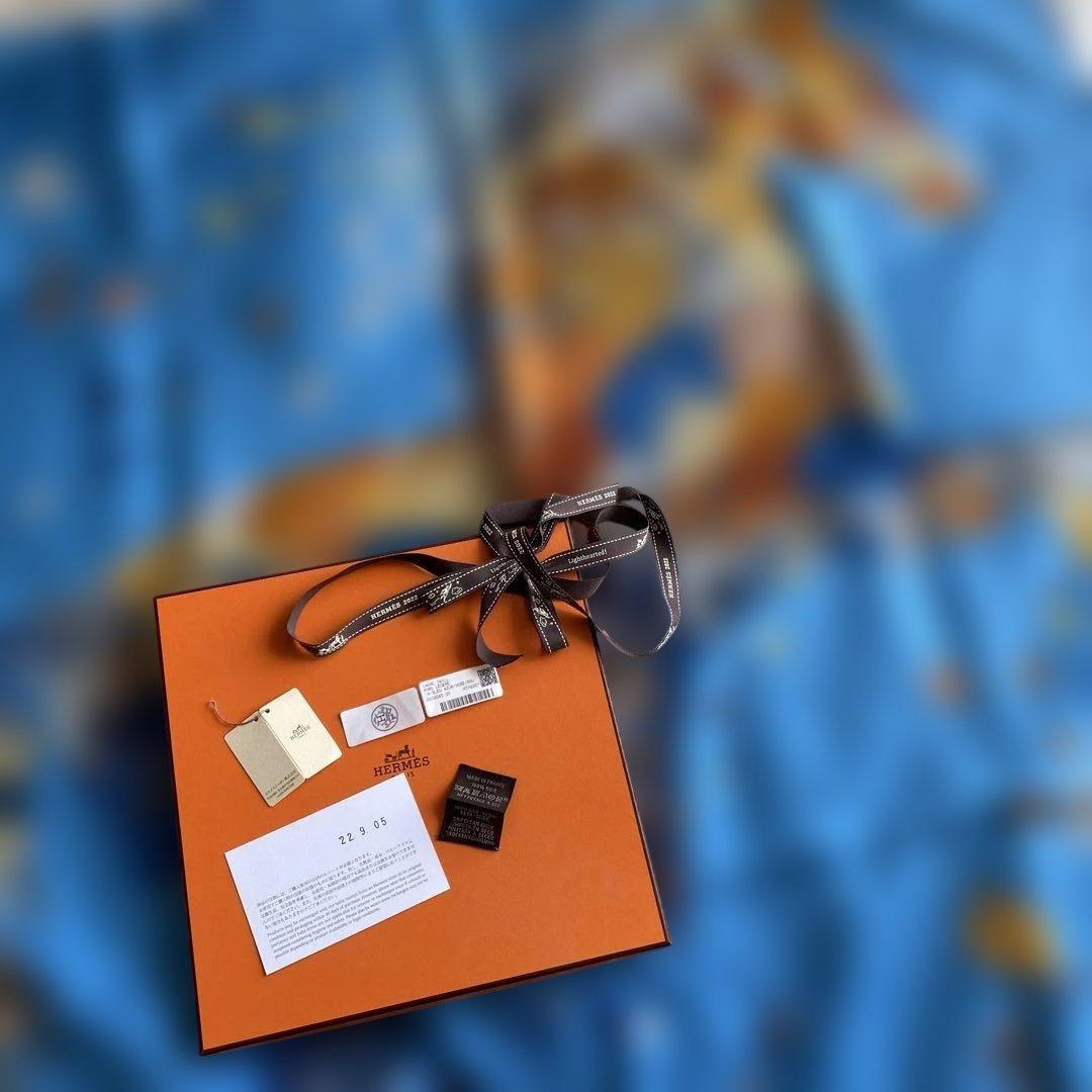 エルメス　シルクスカーフ 90 馬と花のデザイン 箱リボン付