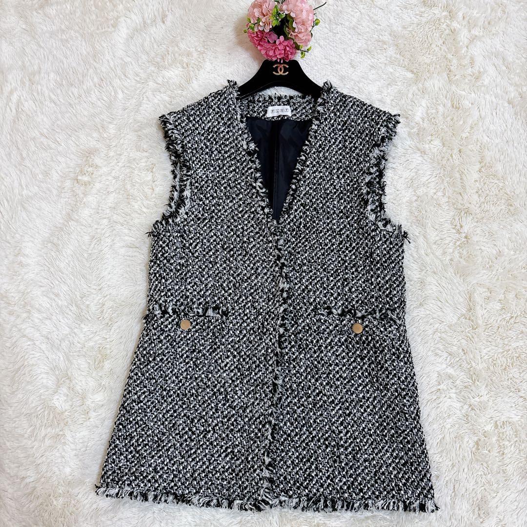 美品☆近年モデル プラステ ツイードミドルジレ 金ボタン