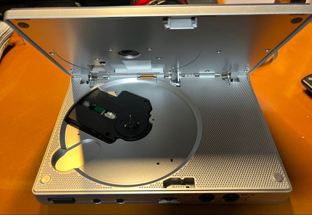 【名機】TASCAM CD-VT2 ボーカルトレーナー、管楽器練習用　動作確認済