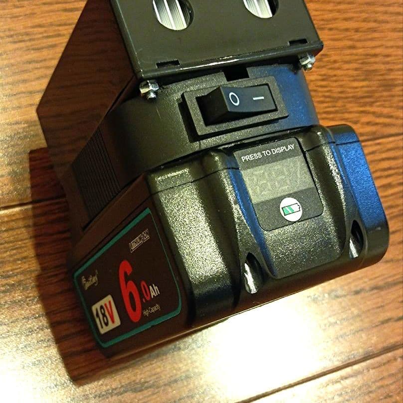 電動リール用マキタバッテリー18V&14.4V対応アダプター