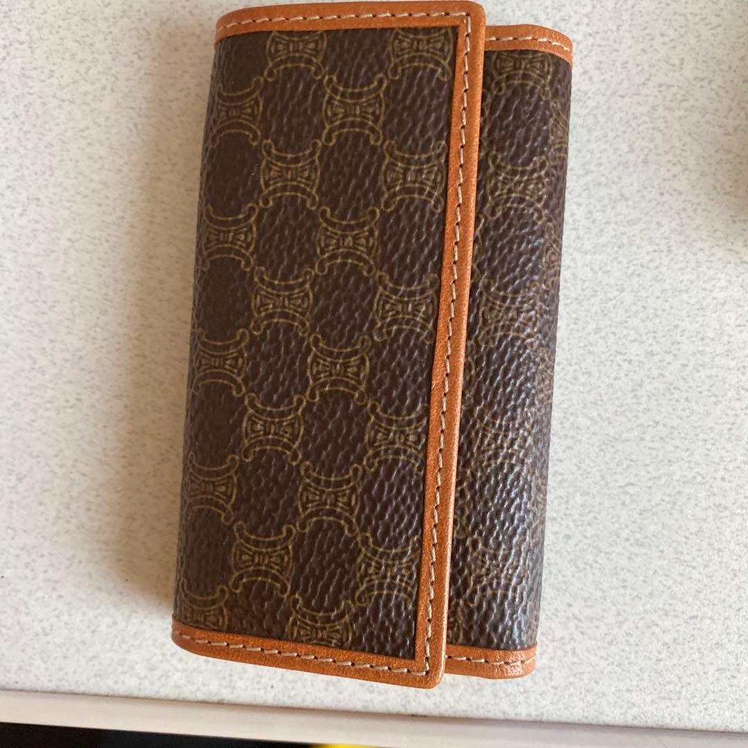 CELINE モノグラムレザーキーケース MC-9230