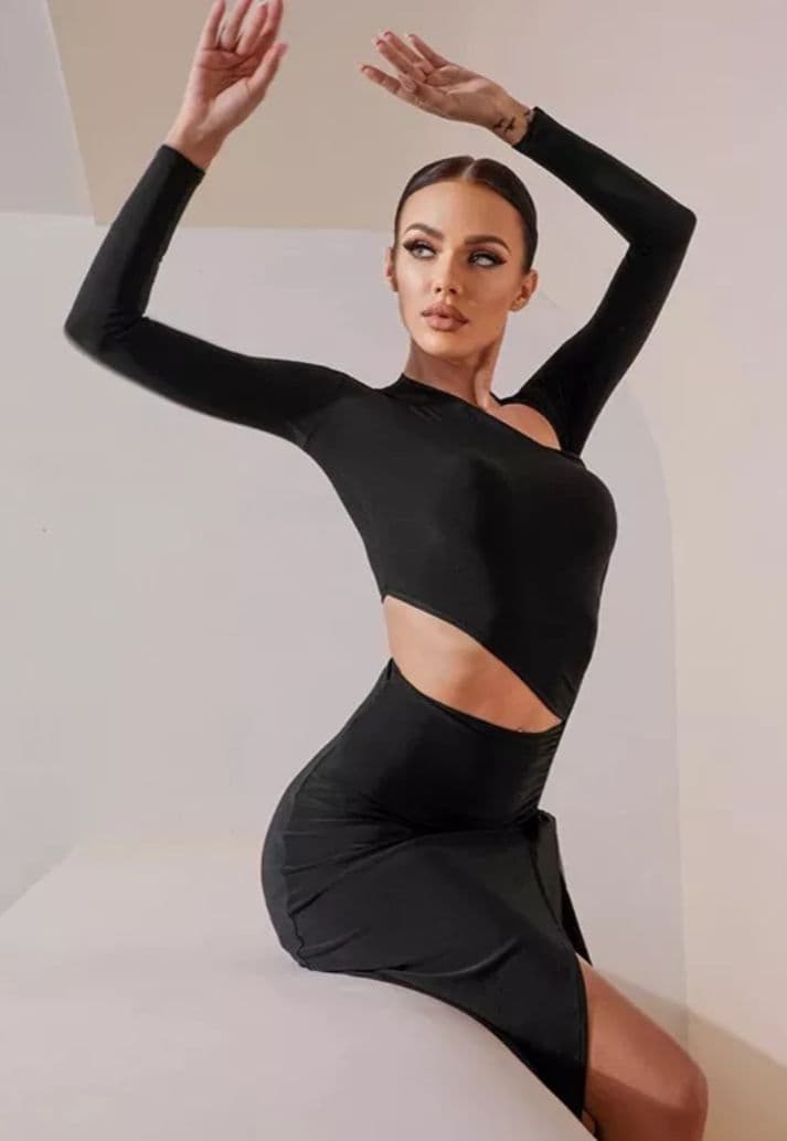 ダンスウェア・ラテンワンピース【黒・Ｓサイズ】新品