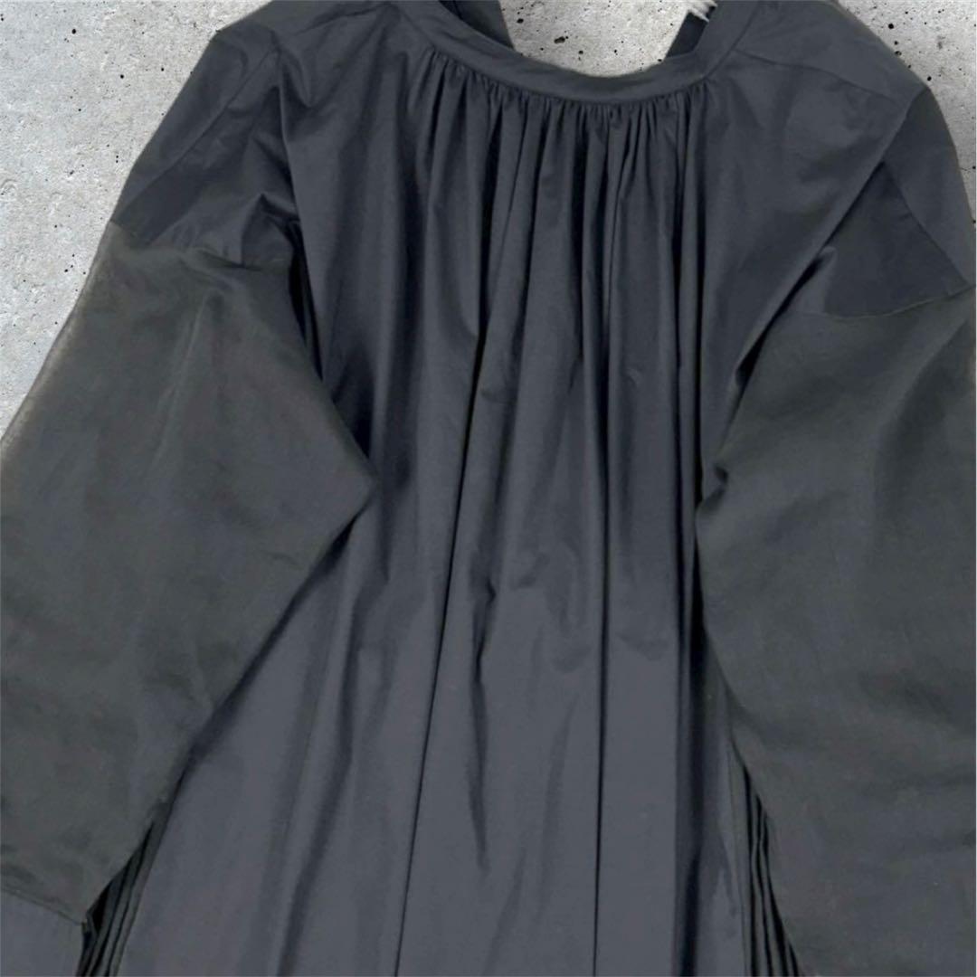 2【美品】ETRE TOKYO シアーサイドプリーツワンピース　黒