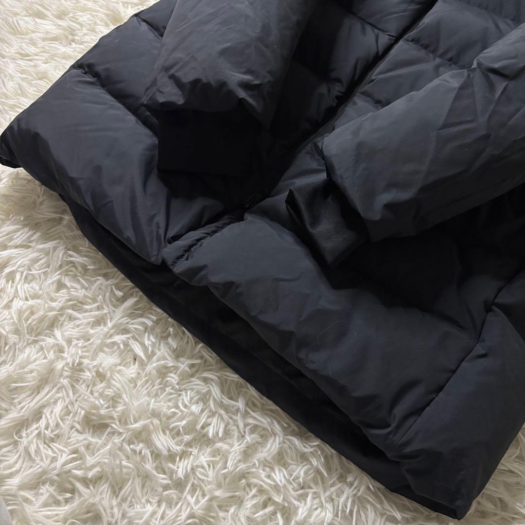 未使用級✨ ミズノ モレリア ダウン ハーフコート　サッカー 駅伝 陸上 観戦