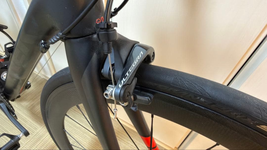 TREK Domane4.5カーボンロード /クランク/ブレーキ/ カスタム多数