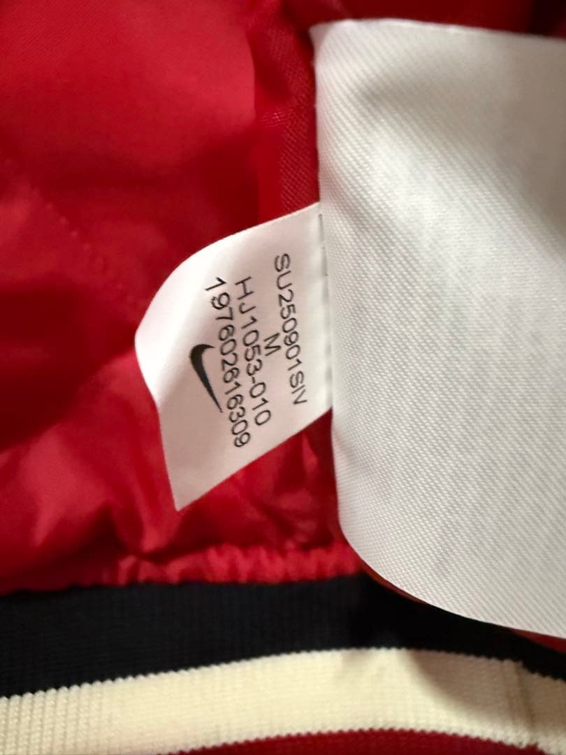 【新品】 リバプールFC エアーマックス ダグアウトジャケット AirMax M