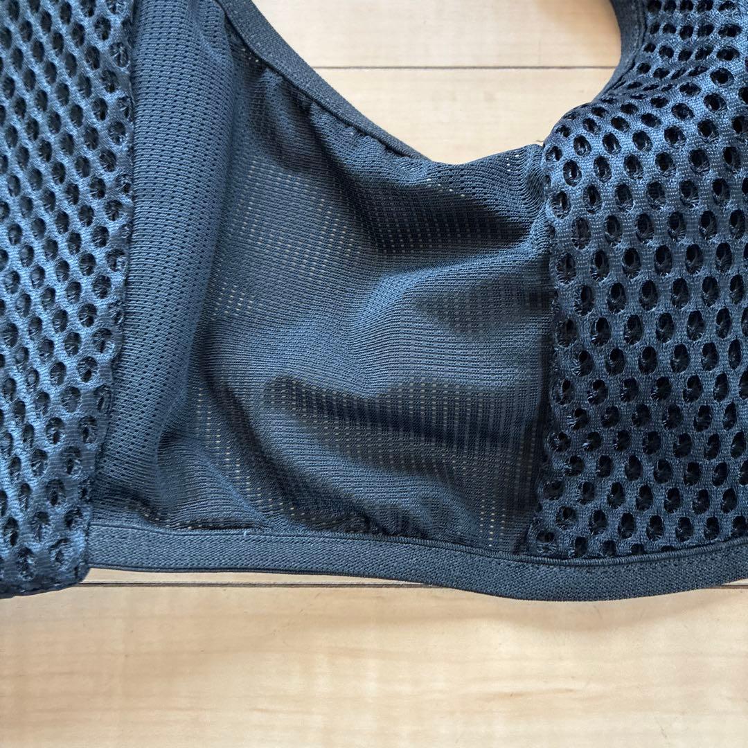 SALOMON ACTIVE SKIN 8 ブラック　SOFTFLASK 2本