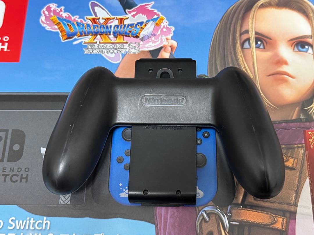 Nintendo Switch ドラゴンクエストXI コラボ　値下げ中