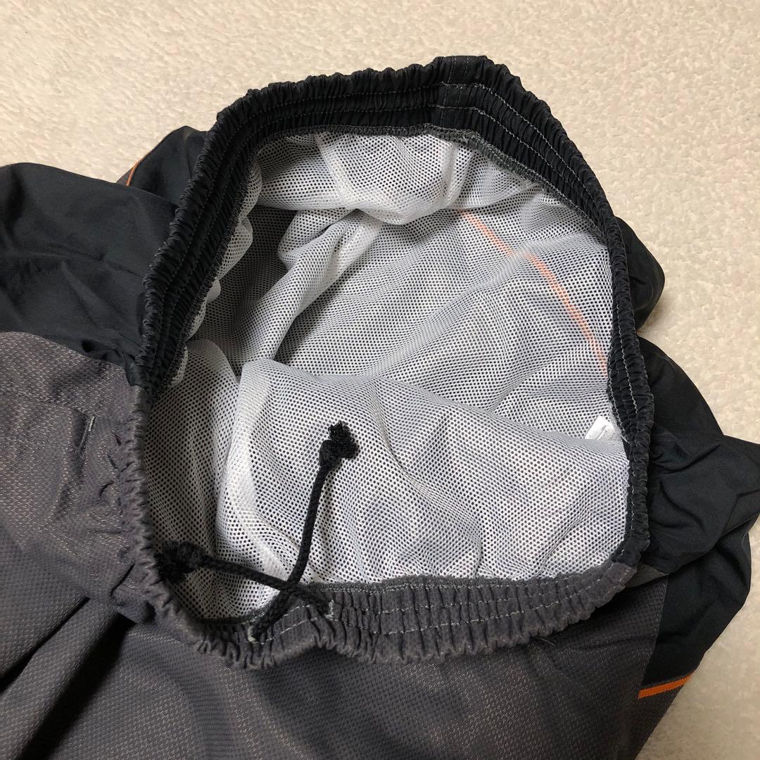 umbro アンブロ　ピステセットアップ　厚手　ウインドブレーカー上下　グレー