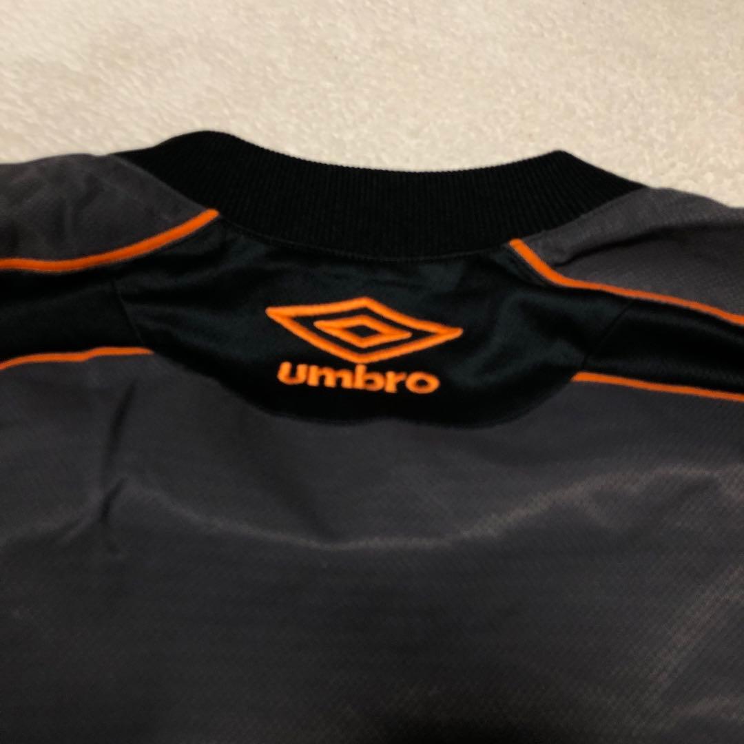 umbro アンブロ　ピステセットアップ　厚手　ウインドブレーカー上下　グレー