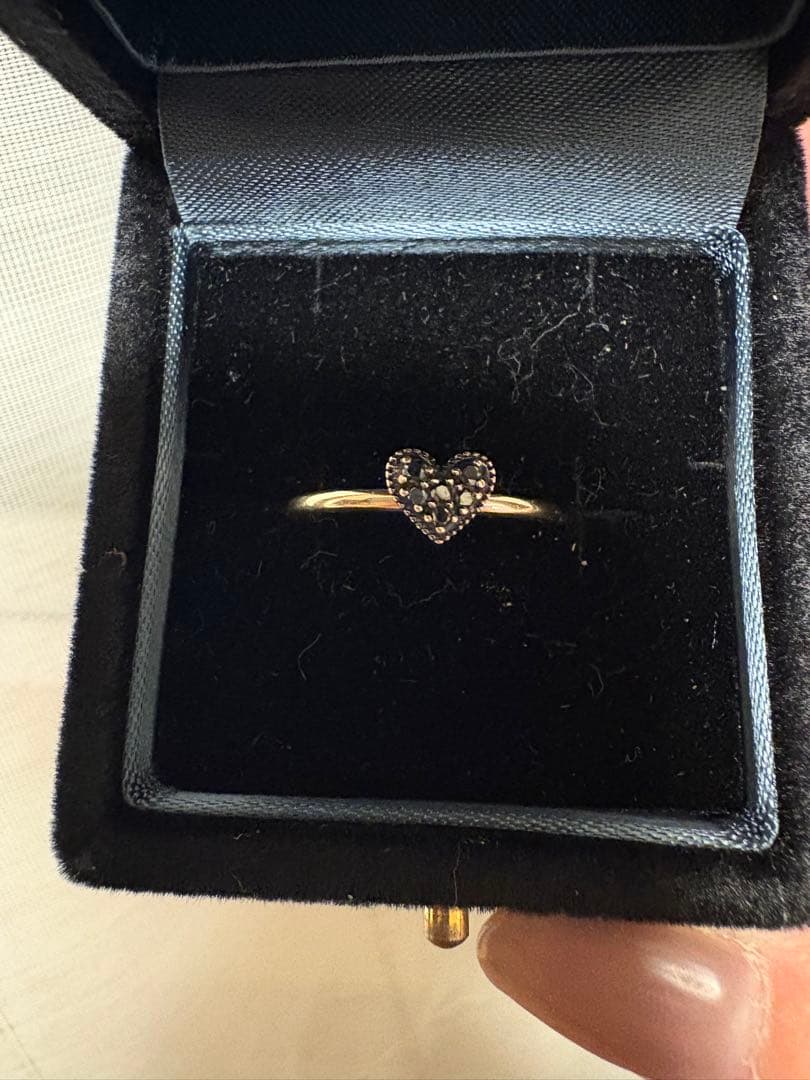 アガット　10kブラックダイヤ　ハートリング9号