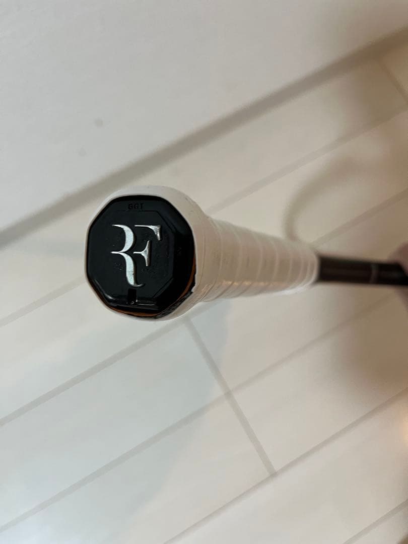 【美品】Wilson RF01 テニスラケット　Ｇ2