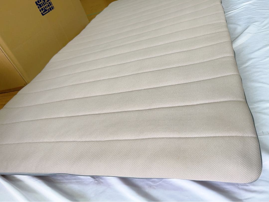 10AAM038 美品！ エアウィーヴ(airweave) 敷き布団 シングル