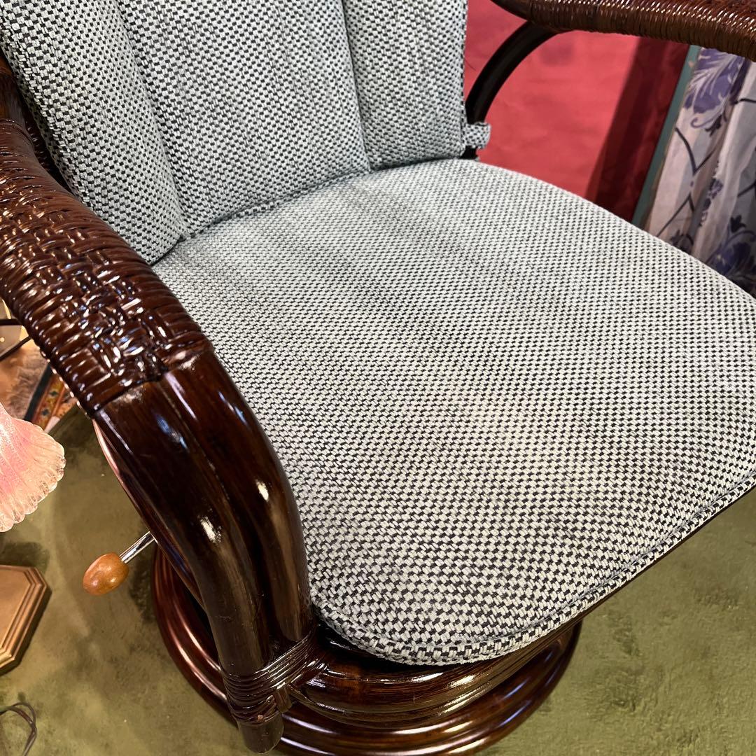 美品　横浜Kazama 籐ラタン　軽量　ハイバック　アームチェア　高級