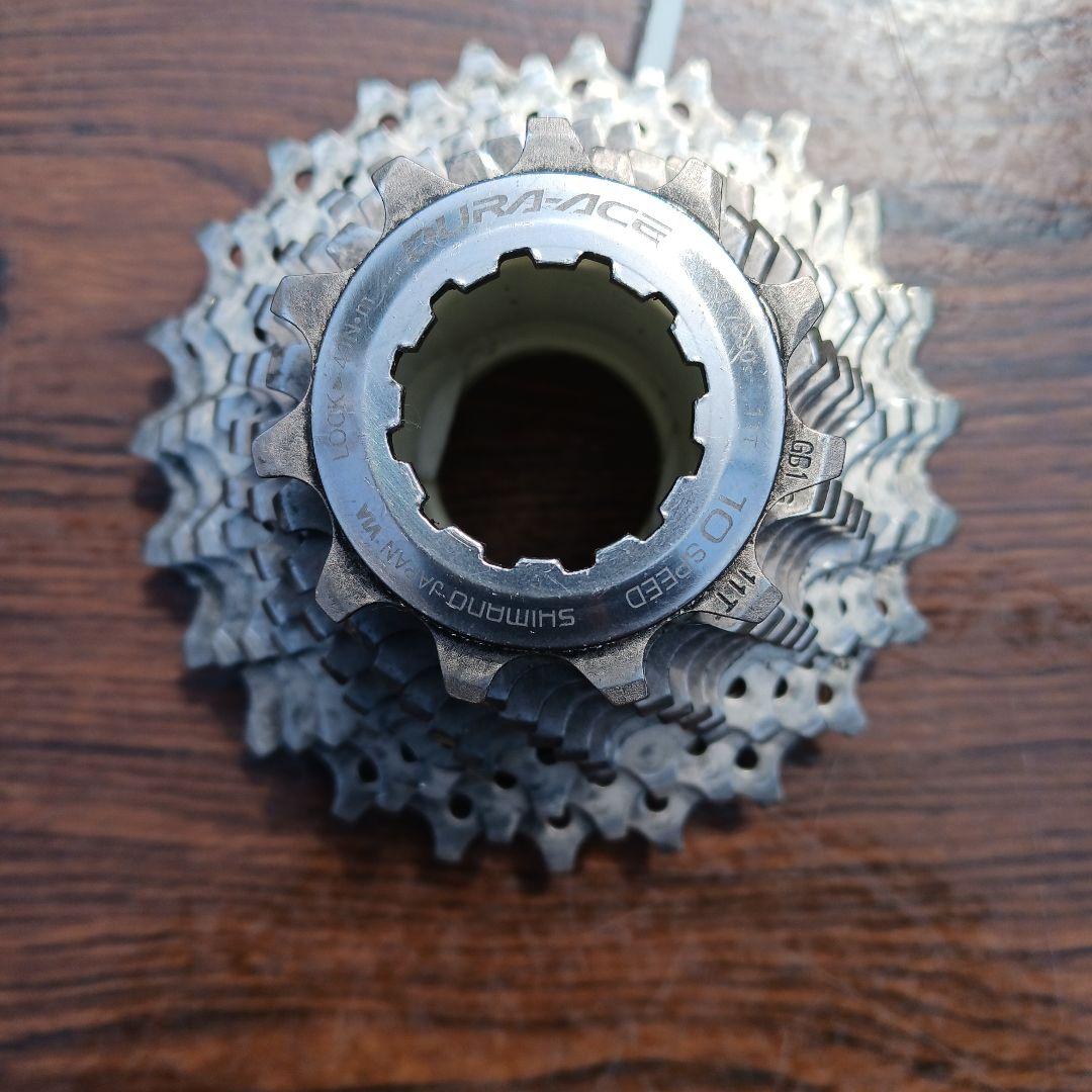 SHIMANO 10速スプロケット