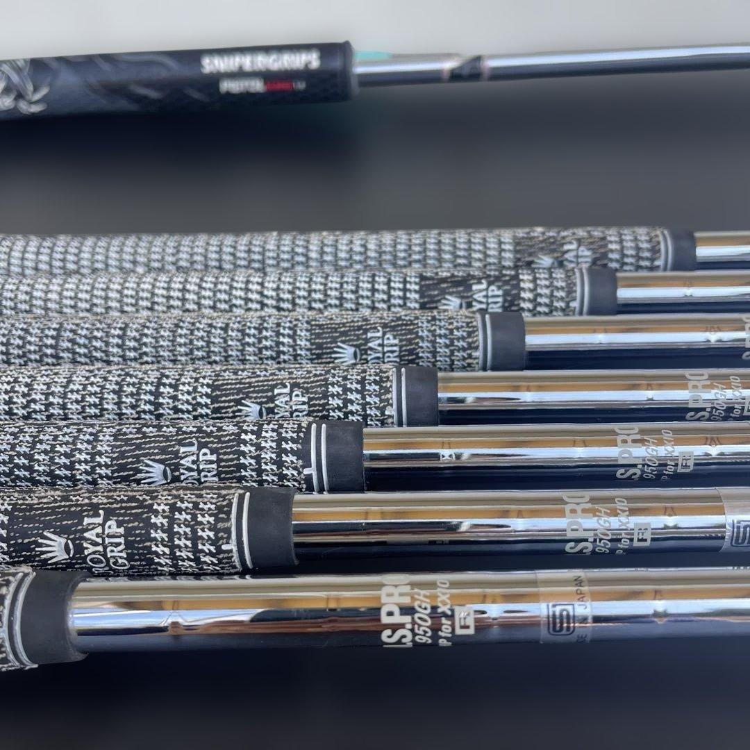 XXIO アイアンセット 7本、フィラ・キャディーバッグ