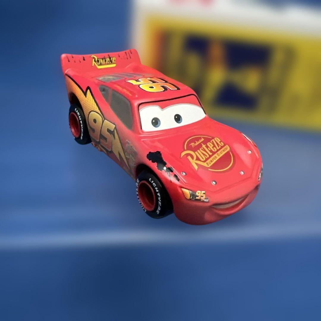 なかまをあつめてわいわいレース ボードゲームに付属　マックィーン　トミカカーズ