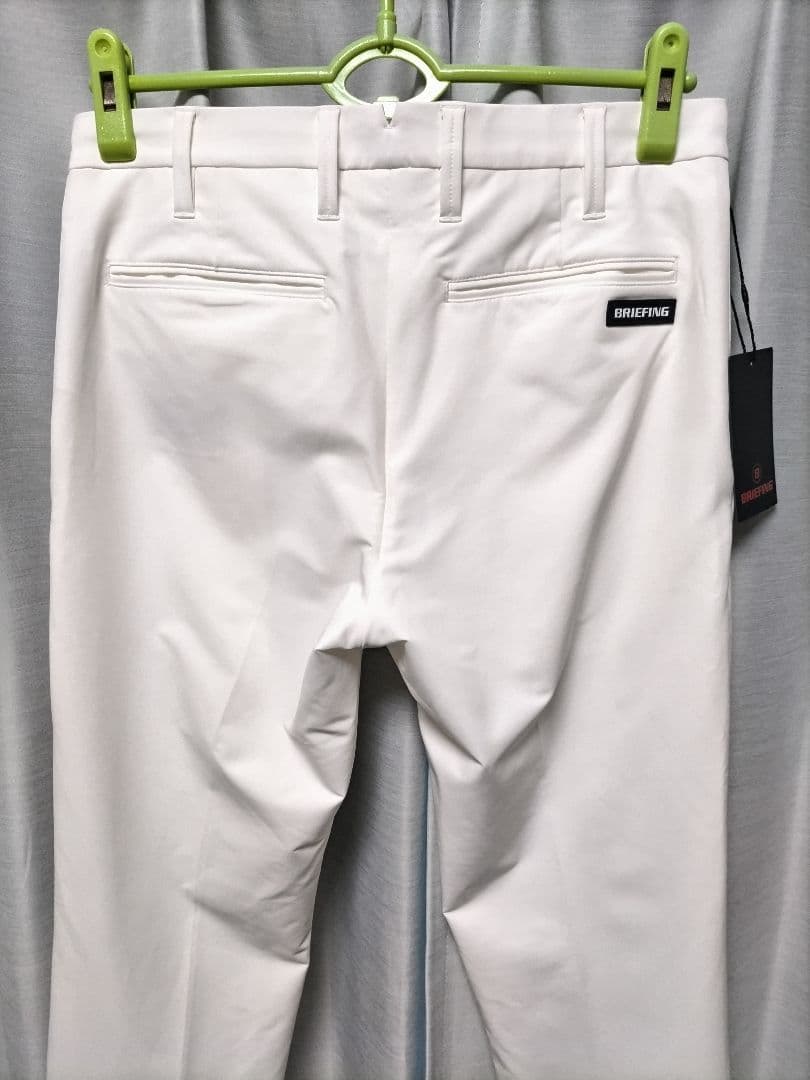 未使用品　ブリーフィングゴルフ　ストレッチ パンツ 白