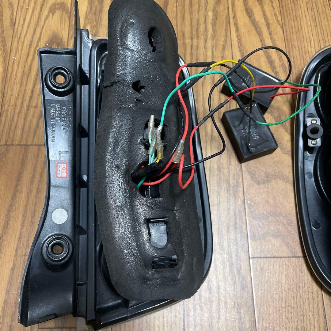 k12 マーチ　クリアテール　LEDテール