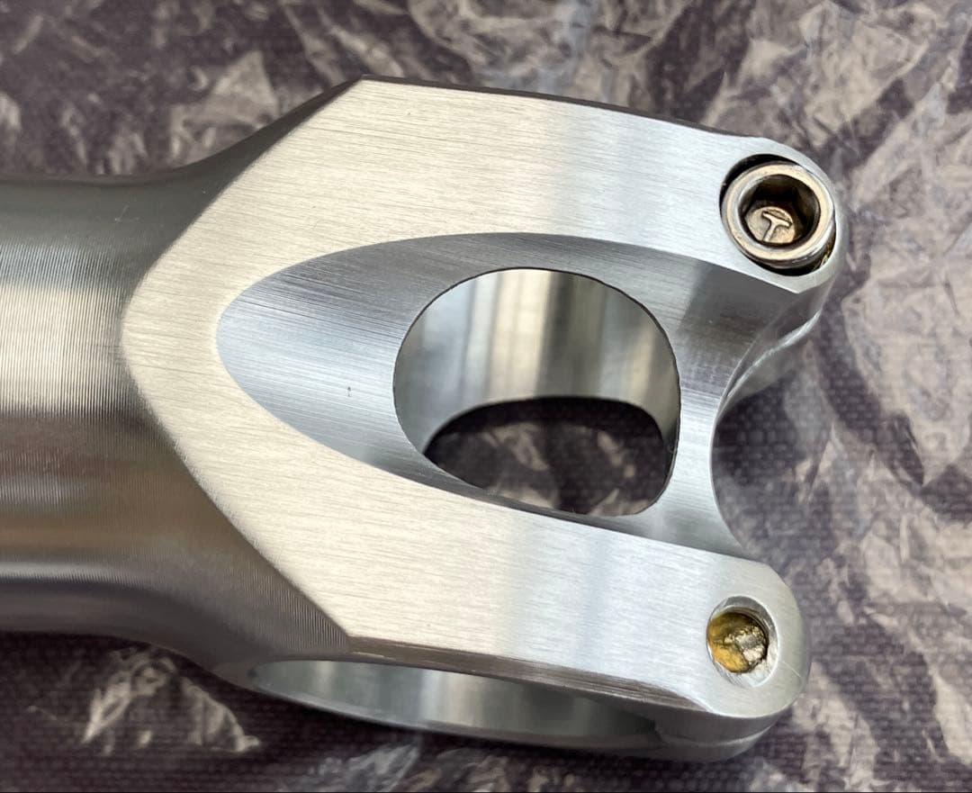 中古美品　NITTO UI-25EX 90mm ニットー　日東　ステム