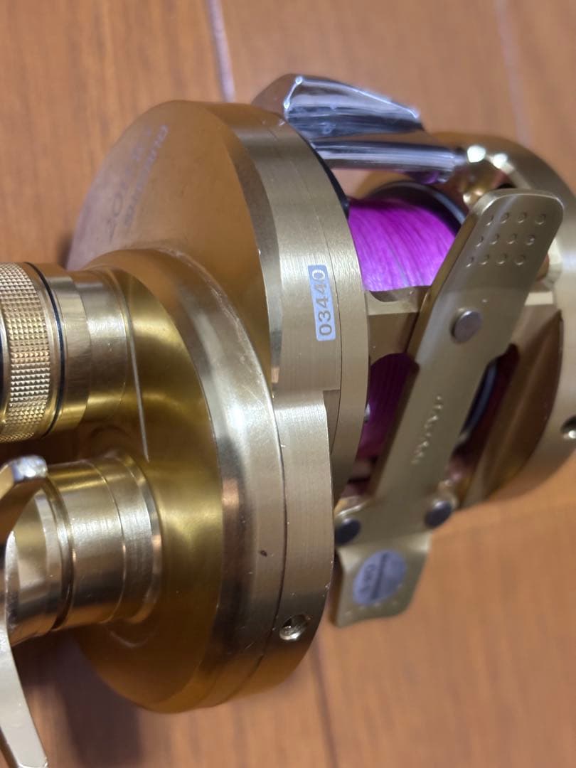 シマノ カルカッタコンクエスト201HG 左ハンドル