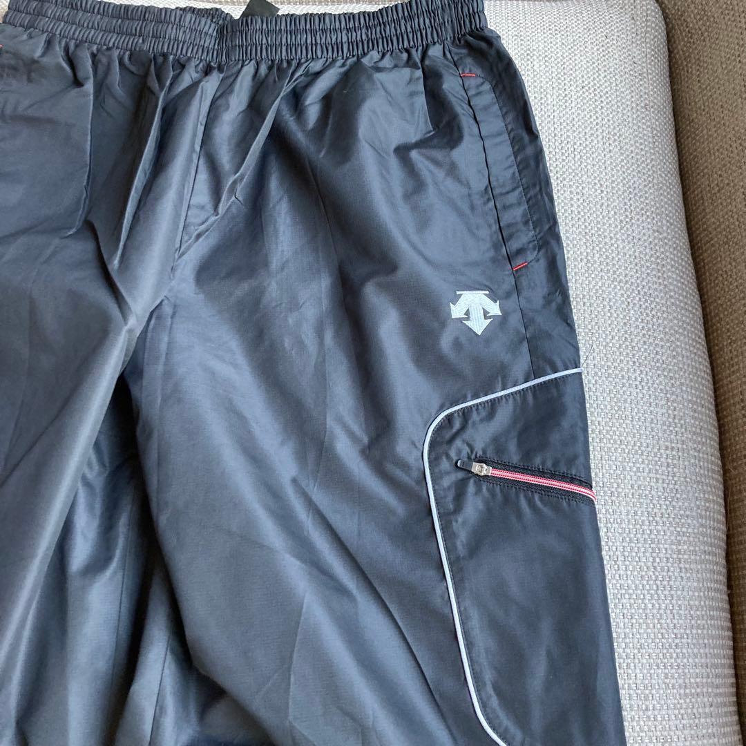 【未使用に近い】デサント セットアップ　ナイロン　サイズXA（2XL）　大きい