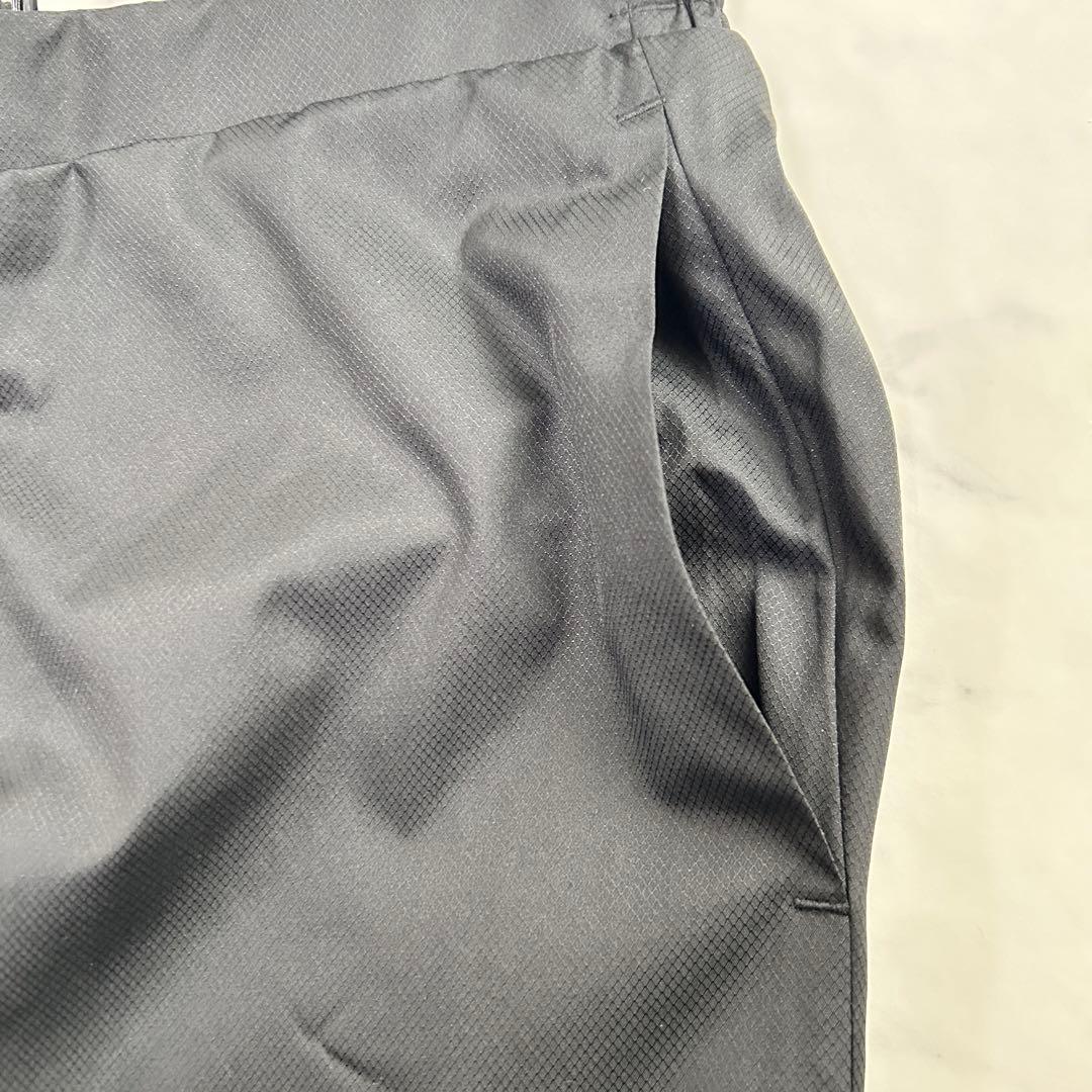 新品　アディダス スポーツウェア 上下セット ウーブン ジャケット &パンツ