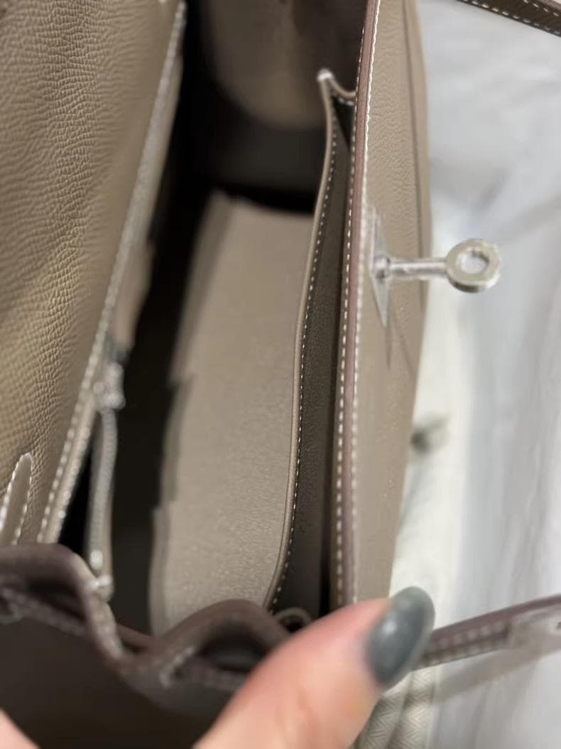 ケリー25 ハンドバッグ エトゥープ