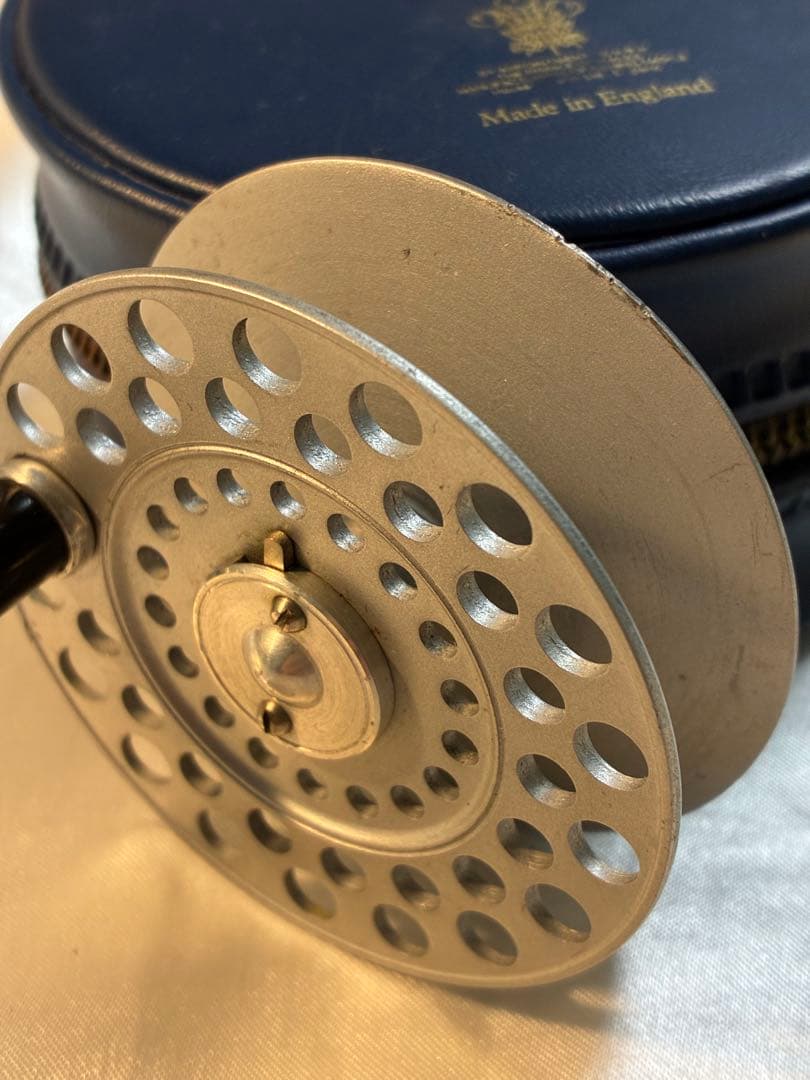 ハーディー　フェザーウェイト