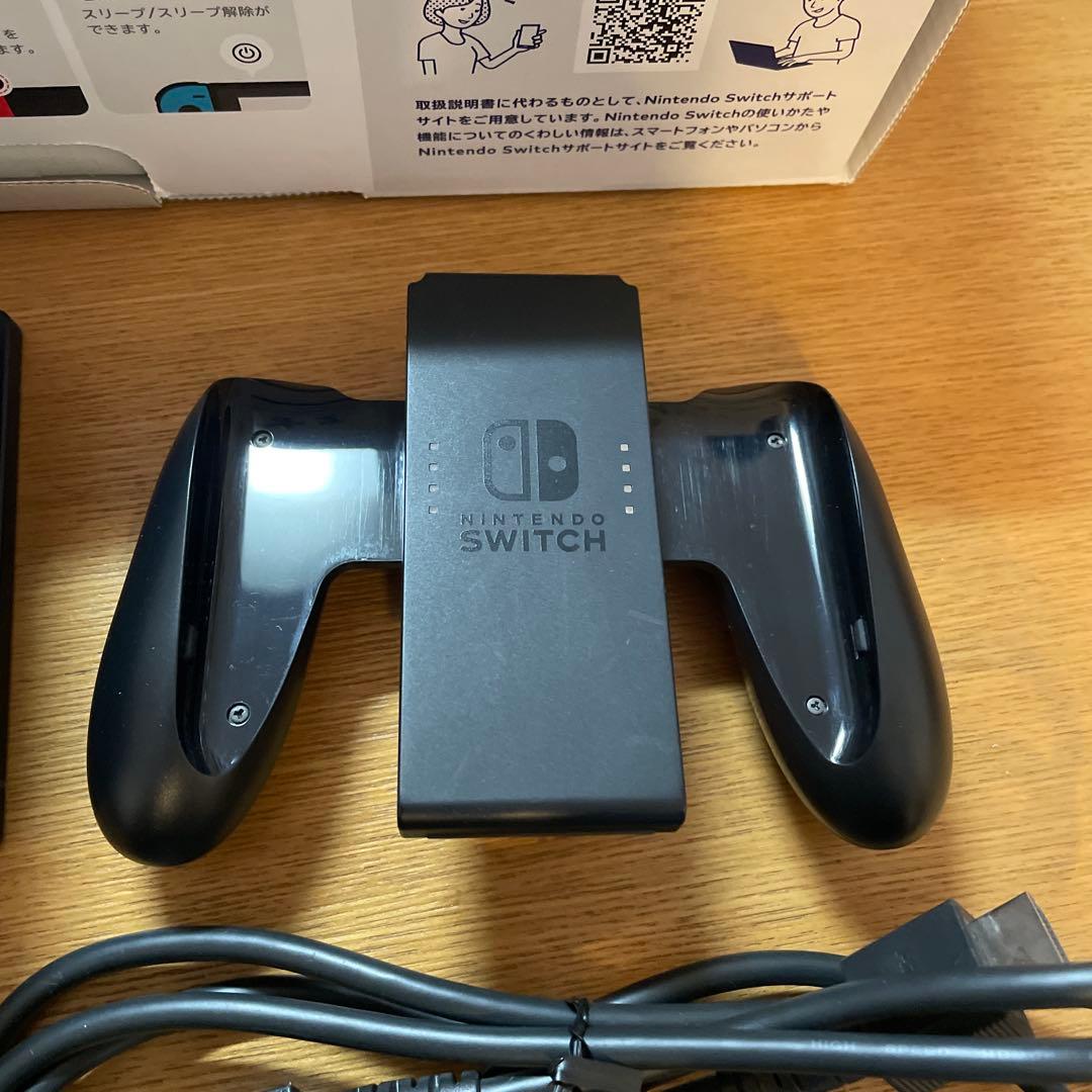 任天堂Switch本体 箱袋等付き おまけケース付き