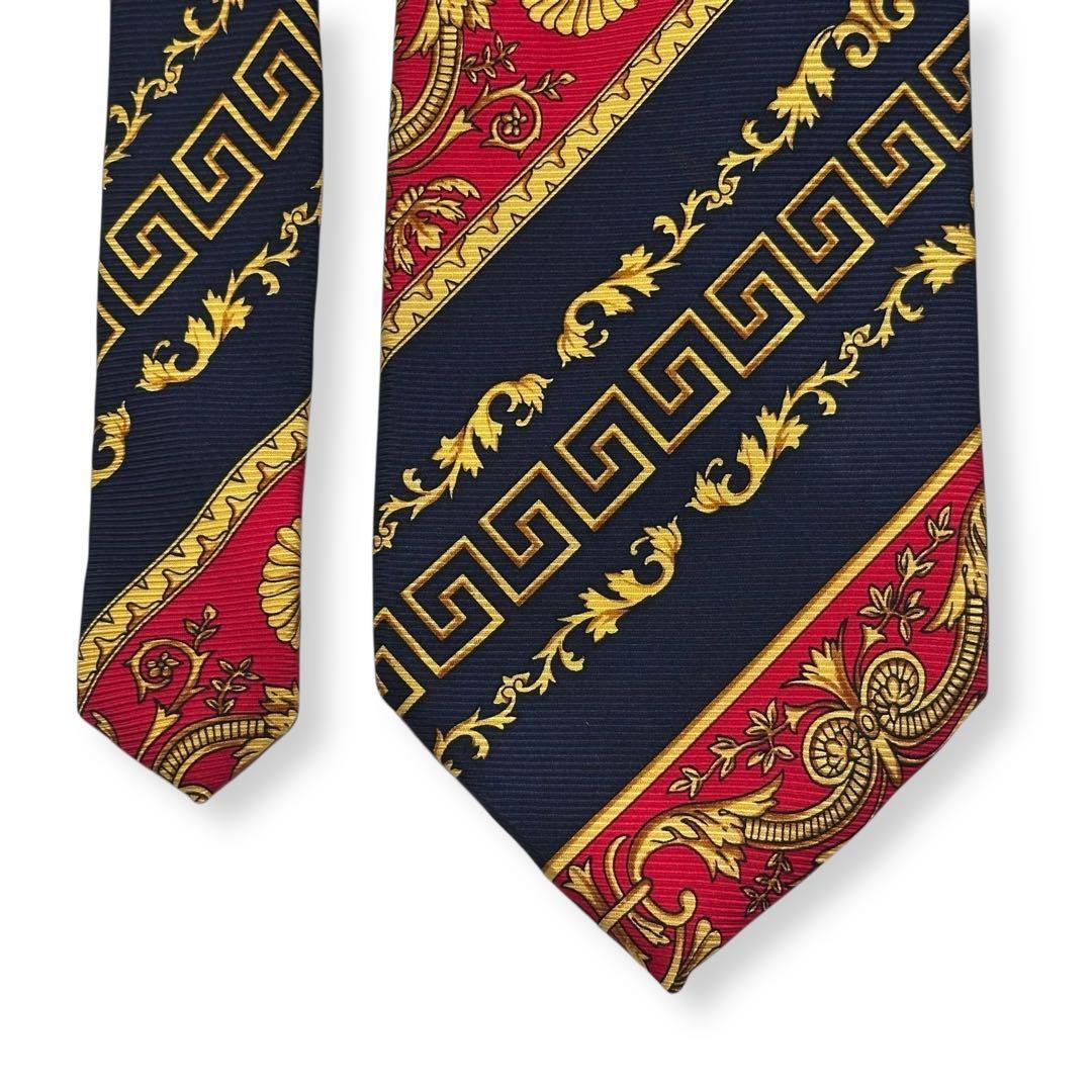 美品✨GIANNI VERSACE ネクタイ　グレカ　バロック　ゴージャス