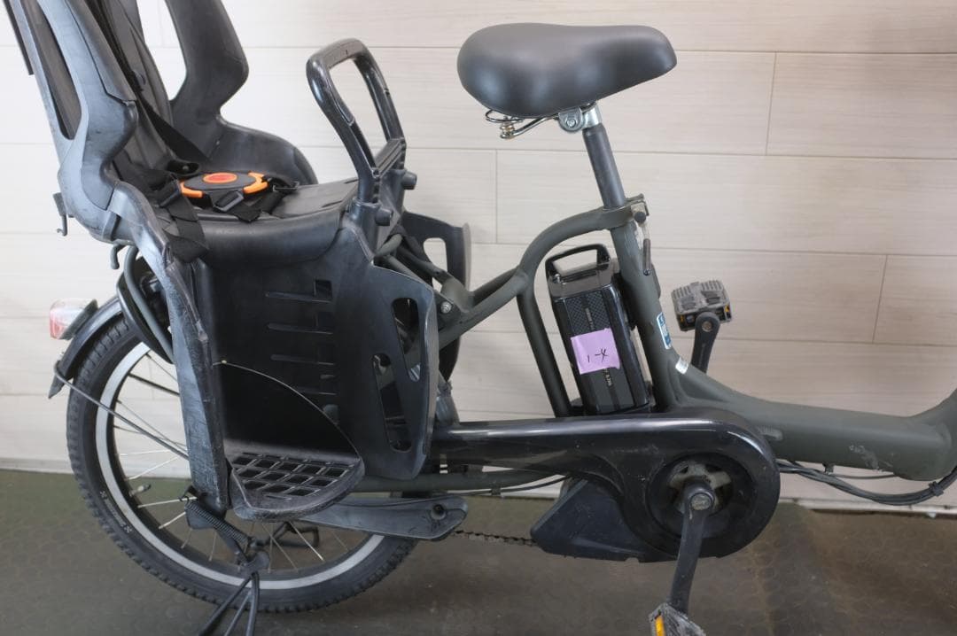 電動自転車 ヤマハPAS KISS 20インチ 3段変速 8.7Ah 充電器有