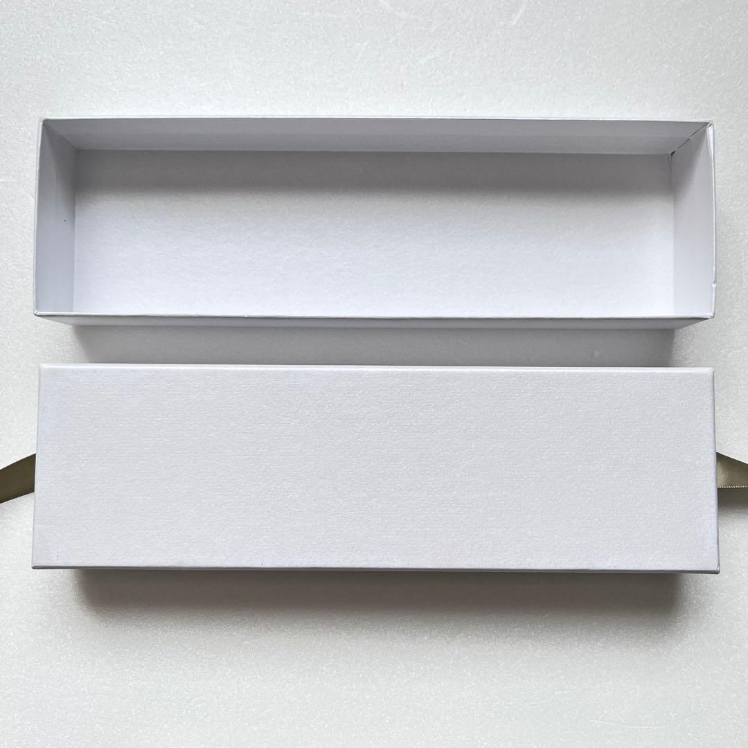 Van Cleef & Arpels 時計 ブレスレット ケース 空箱