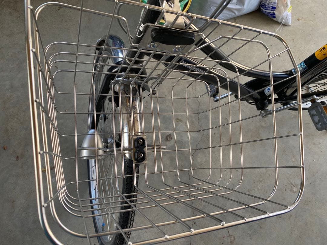 シティサイクル ブラック 前カゴ付き　27インチ