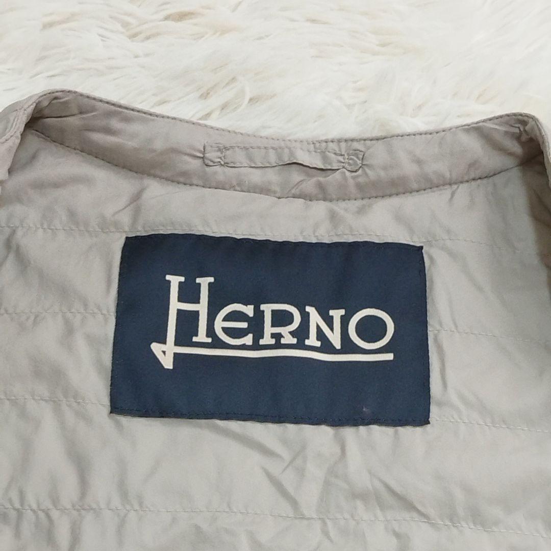 18379✨HERNO ヘルノ ライトダウンベスト ベージュ 48 L メンズ