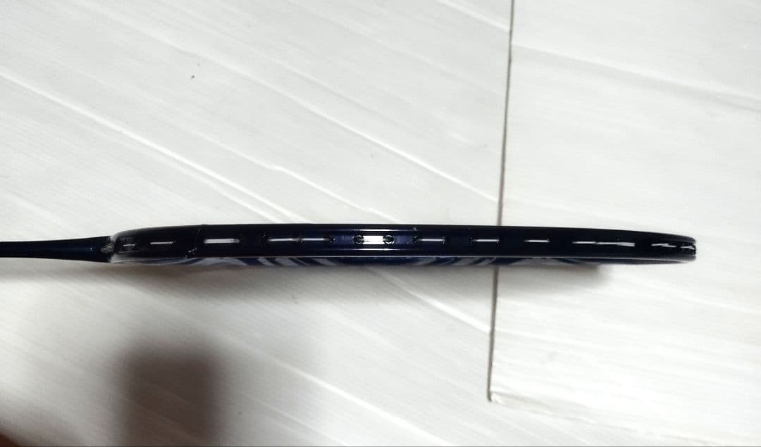 2箇所軽ヒビ有り　YONEX 　ASTROX 100 ZZ　 3U5G