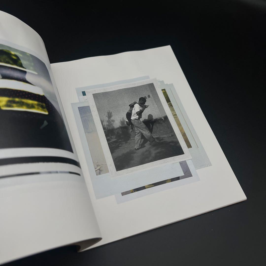 【サイン入り】SKETCHES by Viviane Sassen
